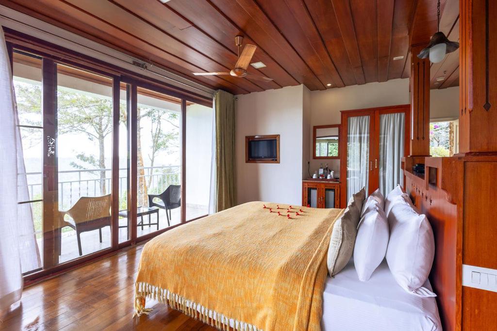 Spicetree Munnar Hotel Chinnakanal Exterior foto